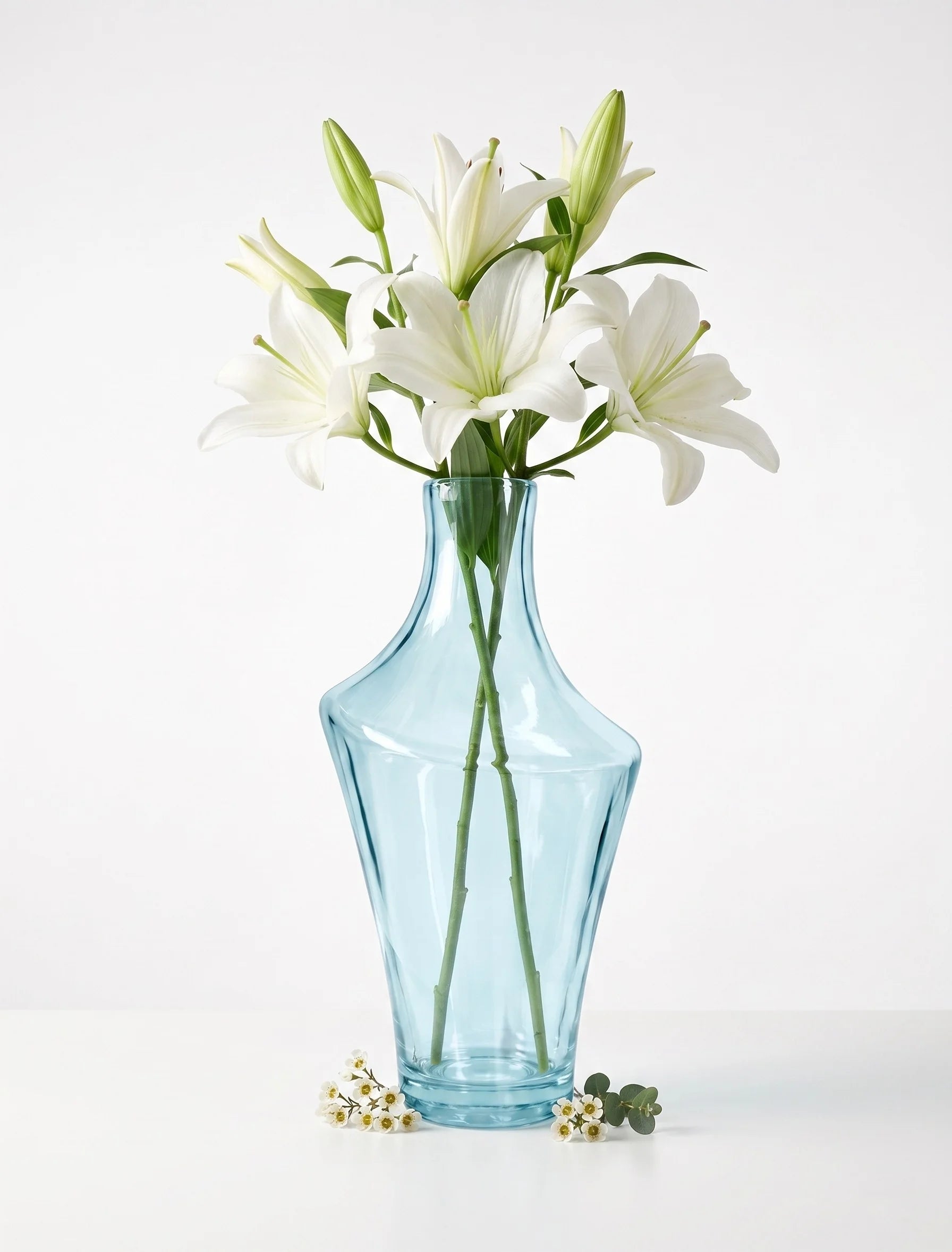 Celeste Curve Artisan Glass Vase — Hand-Blown Glass from Firozabad, India — Festive Styling