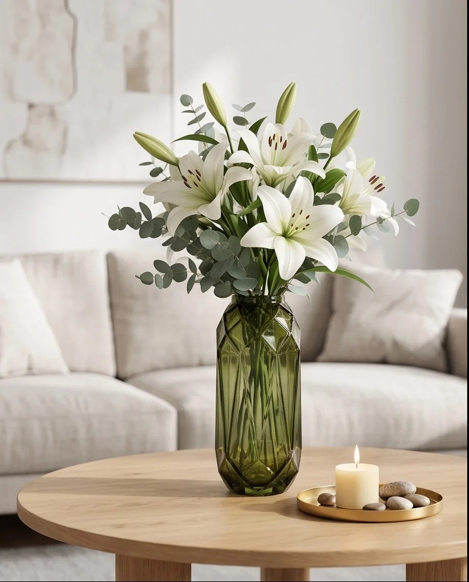 Diamond Facet Geometric Glass Vase — Hand-Blown Glass from Firozabad, India — Premium Detail