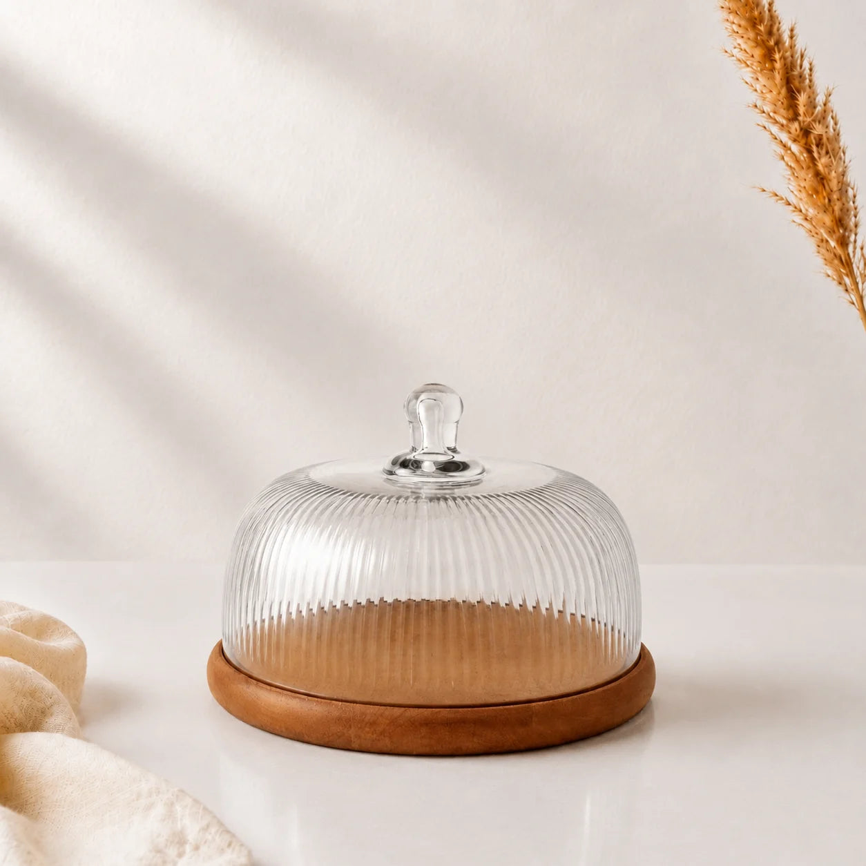 Ribbed Glass Cake Dome — Castle Crafts