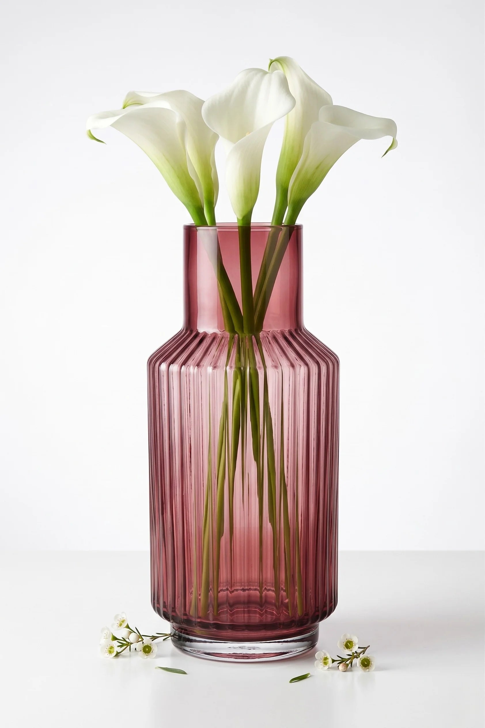 Grand Carafe Ribbed Glass Vase — Hand-Blown Glass from Firozabad, India — Colour Variant