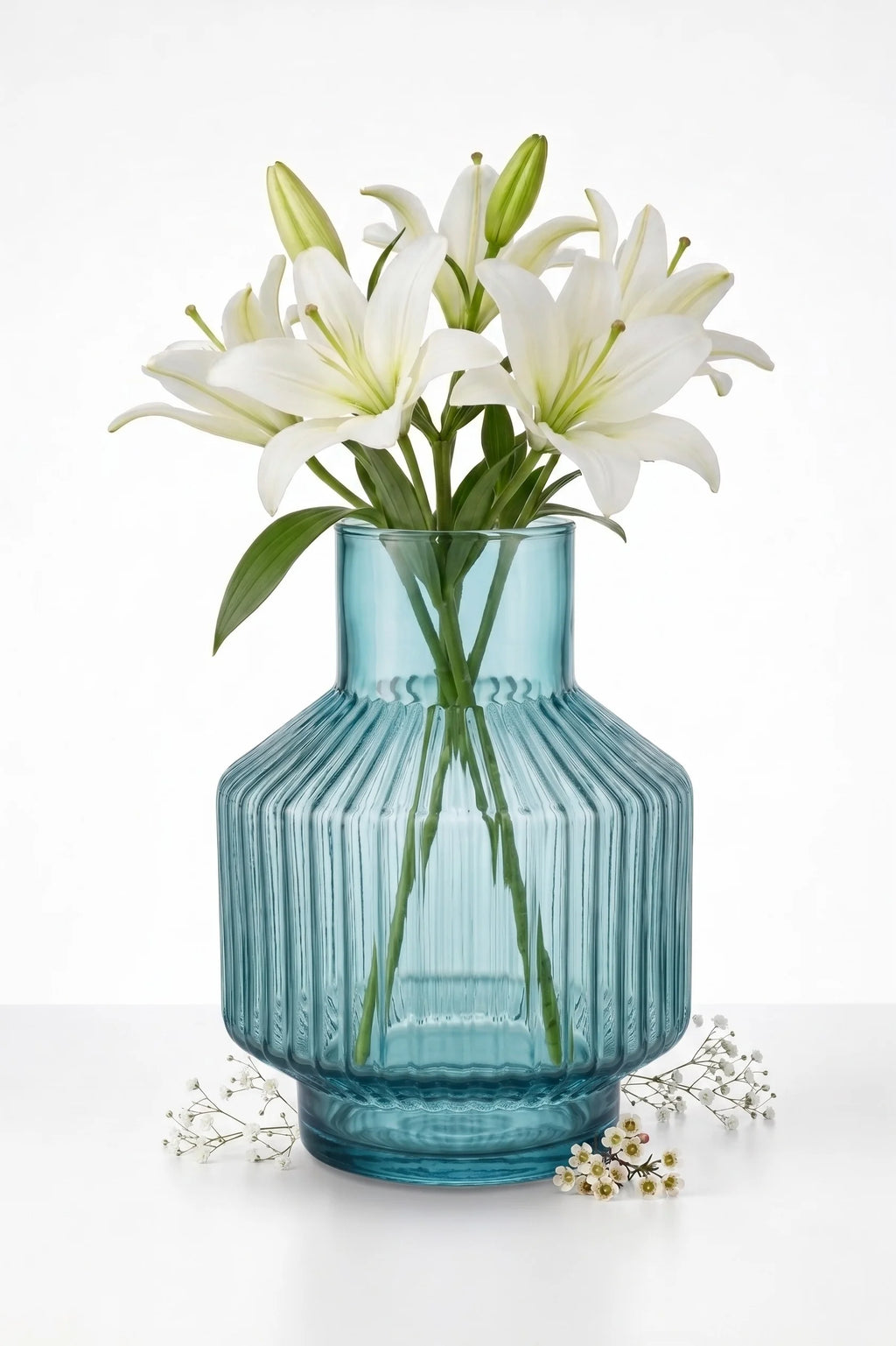 Prism Rib Lantern Glass Vase — Hand-Blown Glass from Firozabad, India — Detail Close-Up