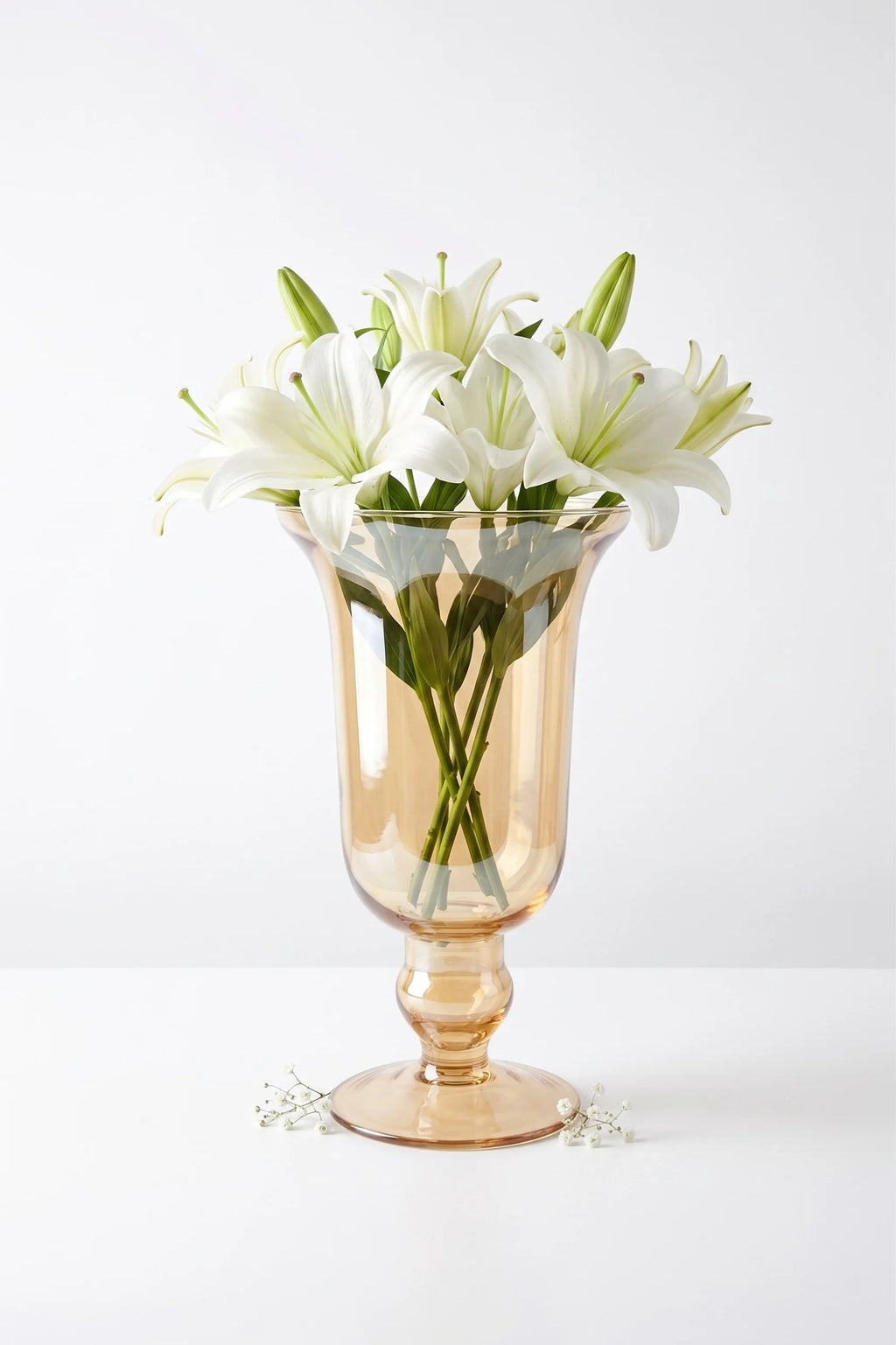 Pearl Bell Smooth Glass Vase — Hand-Blown Glass from Firozabad, India — Premium Detail