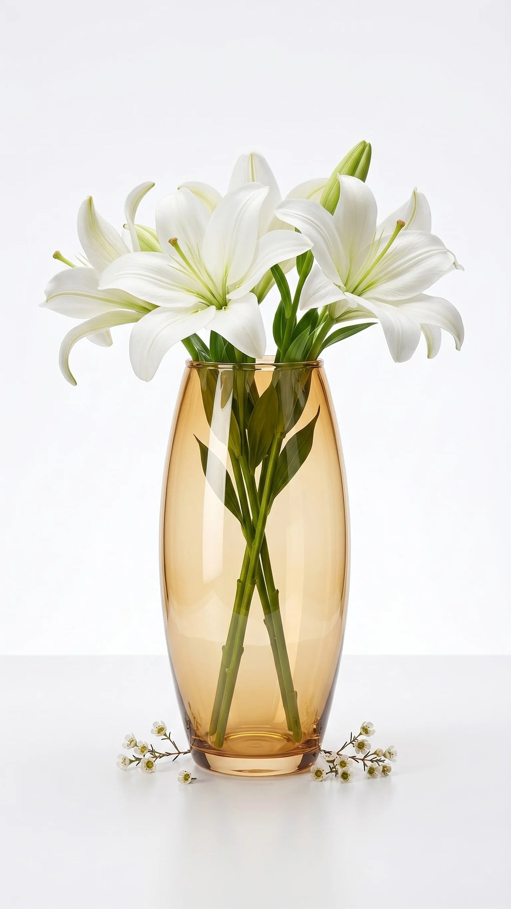 Smooth Pebble Oval Glass Vase — Hand-Blown Glass from Firozabad, India — Detail Close-Up