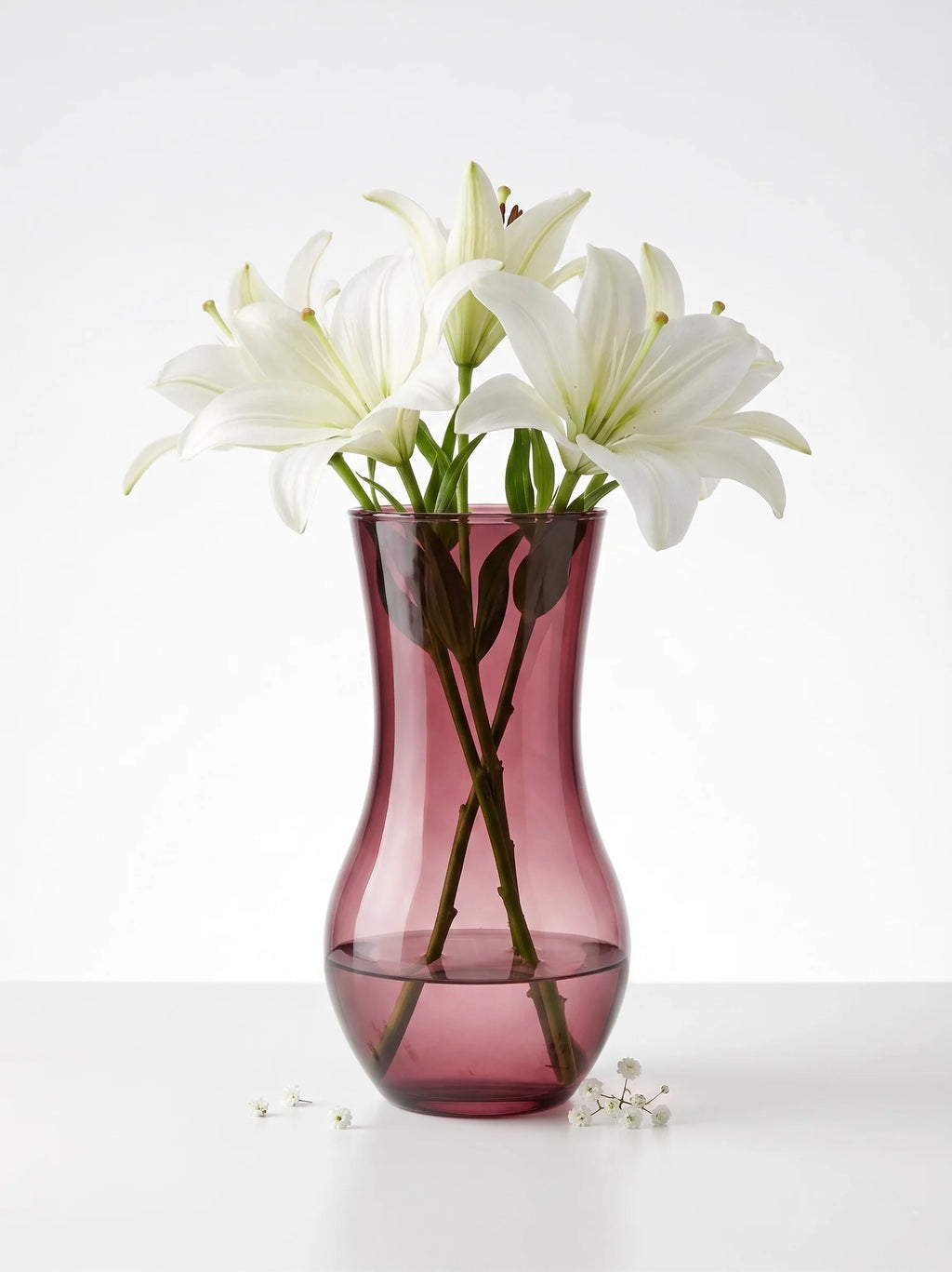 Curvy Bloom Smooth Glass Vase — Hand-Blown Glass from Firozabad, India — Gifting Presentation