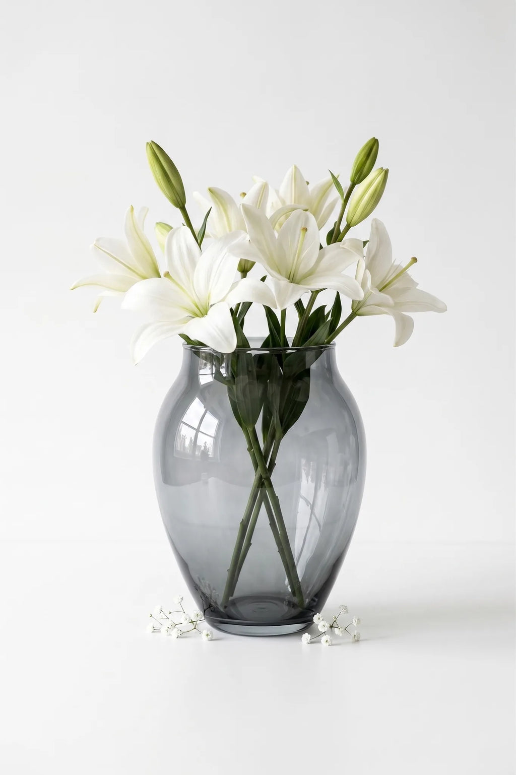 Glass Flower Vase – Grey (8.7")