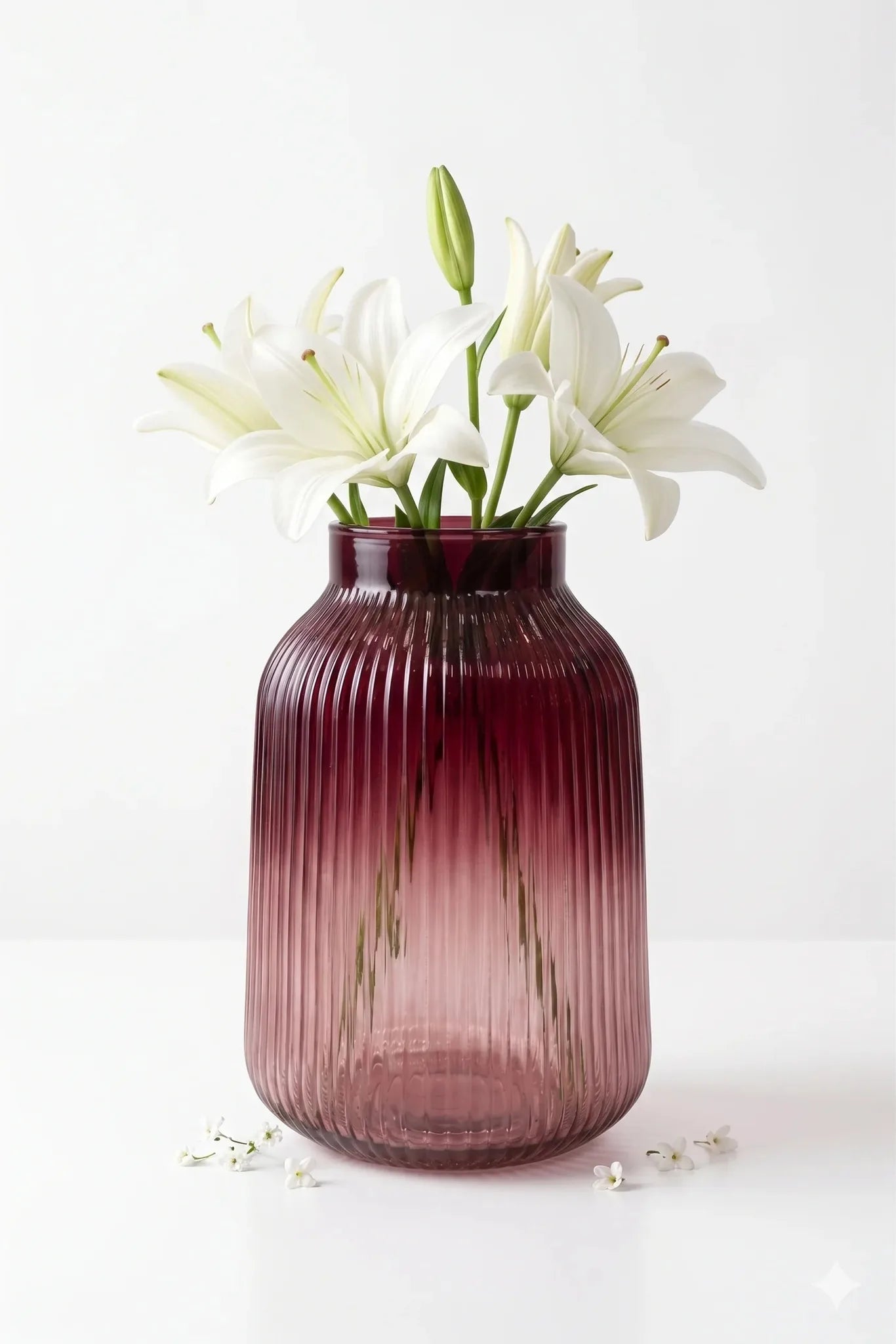 Two Tone Glass Flower Vase – Red (9.1")